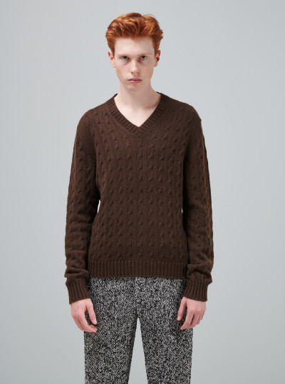 Cashmere V neck sweater